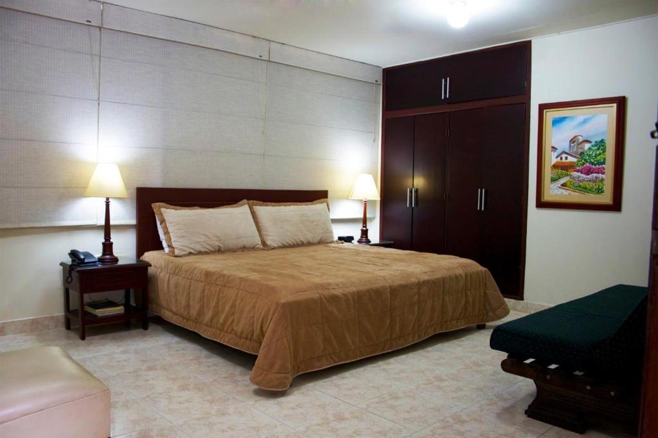 Hotel San Carlos Barrancabermeja Extérieur photo