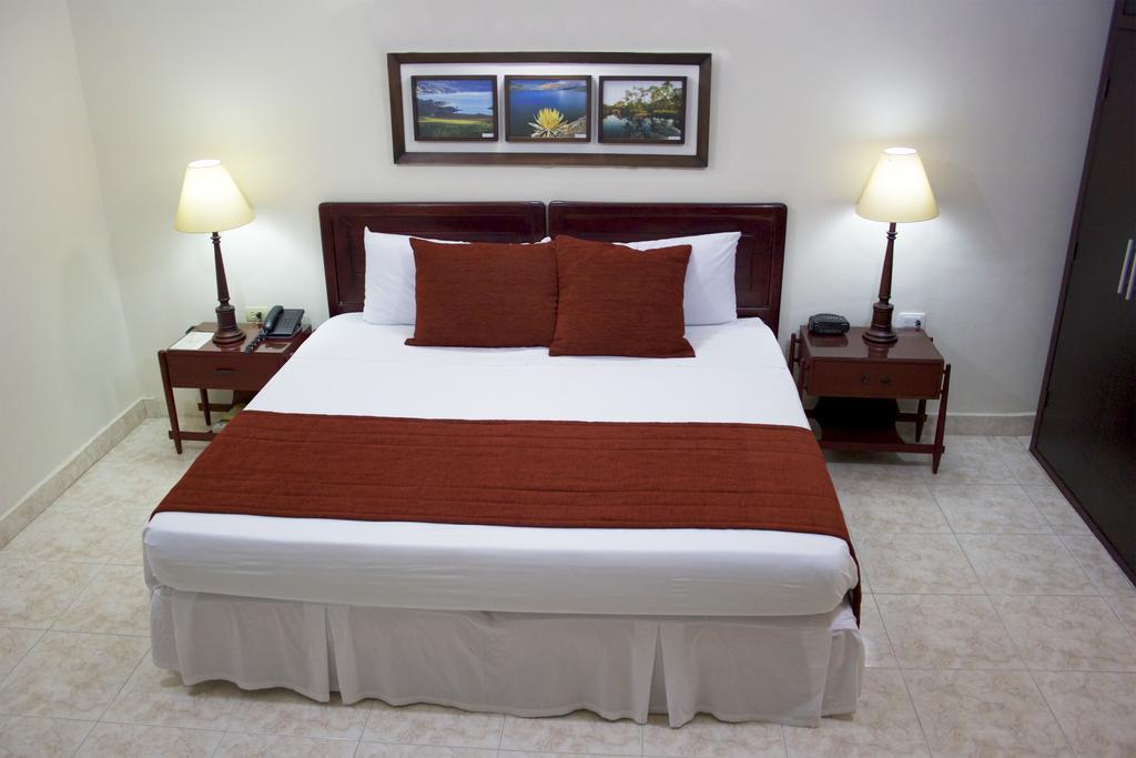 Hotel San Carlos Barrancabermeja Chambre photo